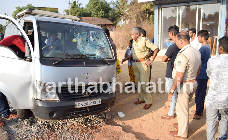 ಭಟ್ಕಳ: ವಾಹನ ತಡೆದು, ಹಲ್ಲೆಗೈದು ನಗದು ದೋಚಿದ ತಂಡ; ದೂರು